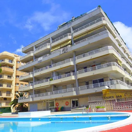 Rentalmar Zahara Family Apartment